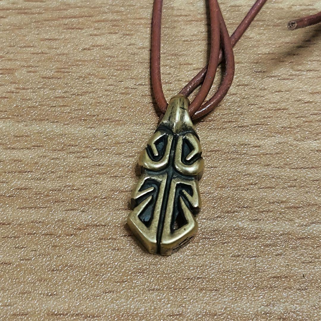 レア NAGUAL　ナガール　ネックレス　ブラス　レザー　Y2K