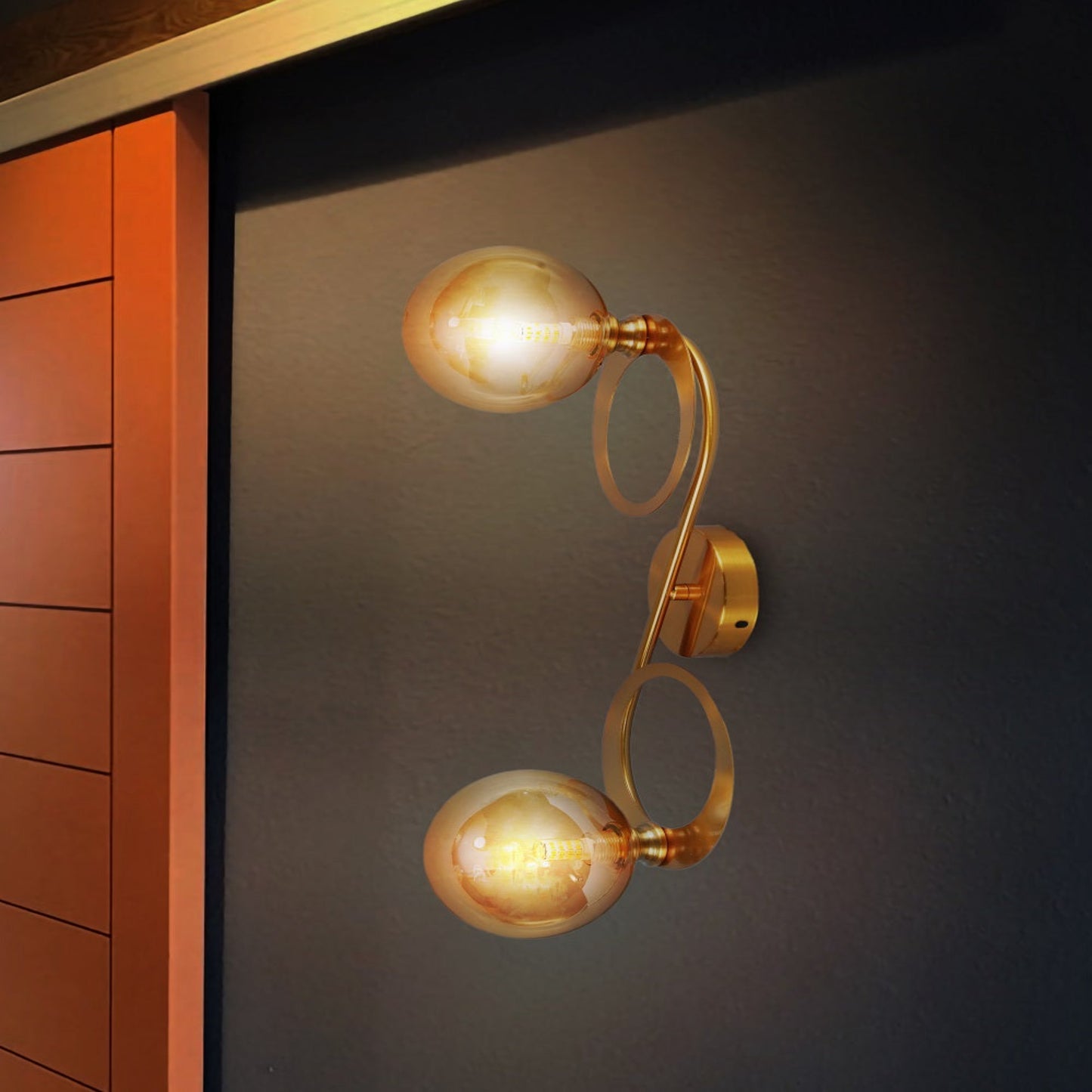 3990 Wall light